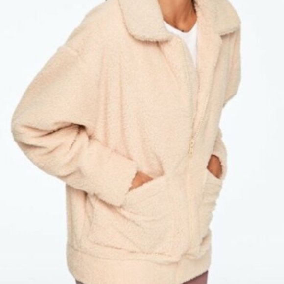 PINK Victoria's Secret Jackets & Blazers - VICTORIA'S SECRET PINK ZIP LINED SHERPA JACKET L